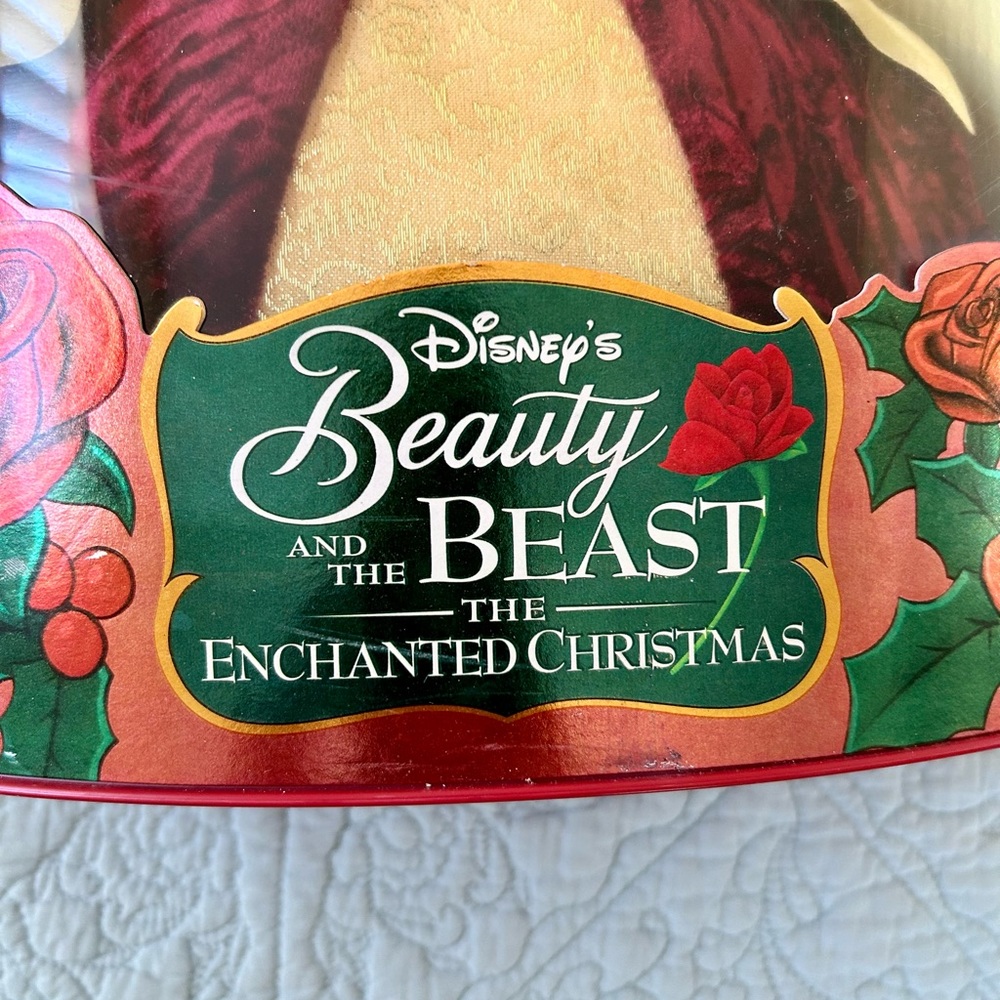 DISNEYS Special Edition, Holiday Princess Belle second in the series Barbie - Picture 7 of 7